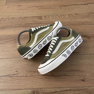 (Category: ) located in . Submitted by lusuhbundlestore1 (Listing ID 1464915294, Image 1). Description: .
