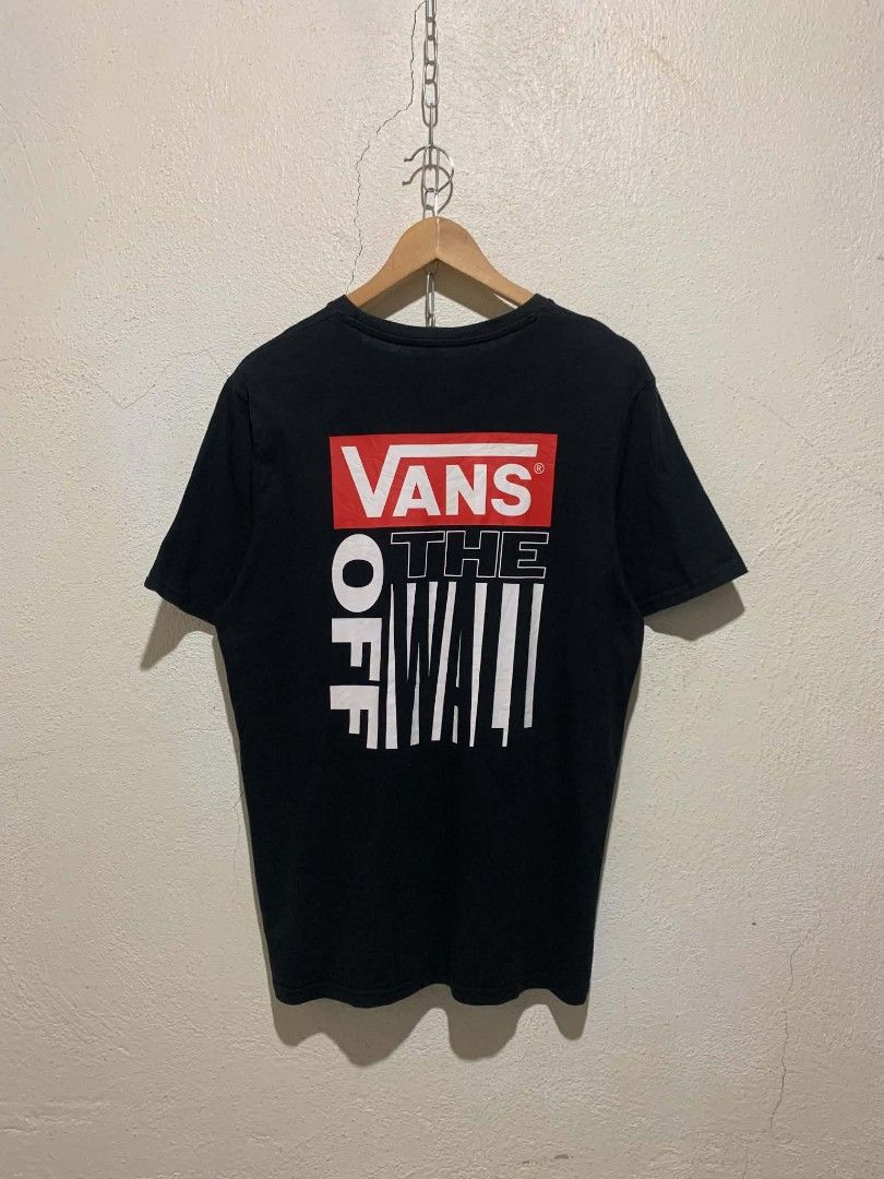 Vanz off the wall (Category: Tshirts & Polo Shirts ) located in Naga. Submitted by dodonggg (Listing ID 1464891353, Image 2). Description: Details: ▫️Exellent condition ▫️C.R - 10/10 ▫️Width - 21 ▫️Length - 30 ▫️Size - Medium ▫️Issue/s - None ▫️Authentic/Legit/Original 📍Location: Cebu City of Naga 🚛MOD: J&T/Meet up 💵MOP: Gcash Only.