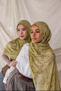 (Category: ) located in . Submitted by mayanisz (Listing ID 1464906979, Image 1). Description: .