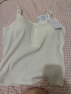 （分類：）位於 。 由 yyy.uuu 提交（商品編號 1464901462，圖片 1）。簡介： 。