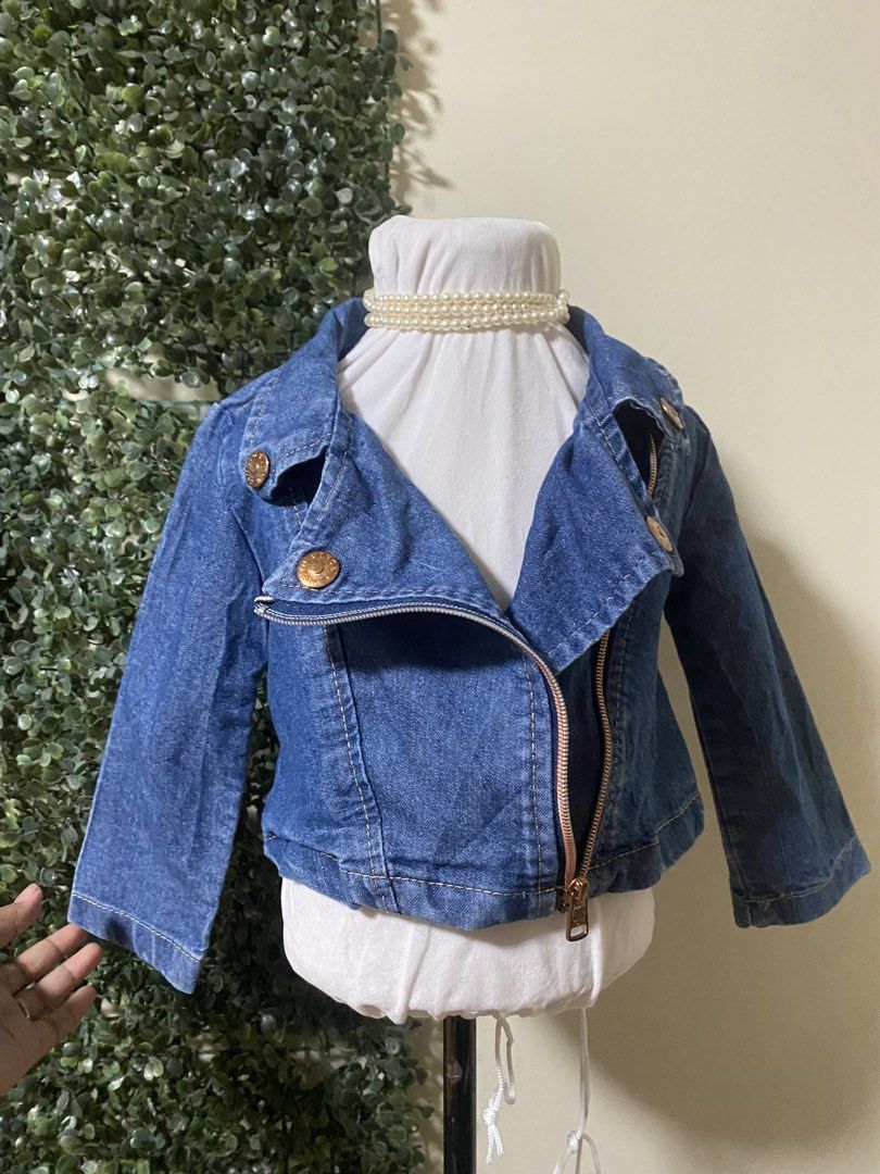 Vince camuto denim jacket (Category: Babies & Kids Fashion) located in Manila. Submitted by avathriftedcloset (Listing ID 1464966254, Image 1). Description: .