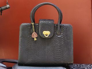 (Category: ) located in . Submitted by ddaeng.odeng (Listing ID 1464886742, Image 1). Description: .