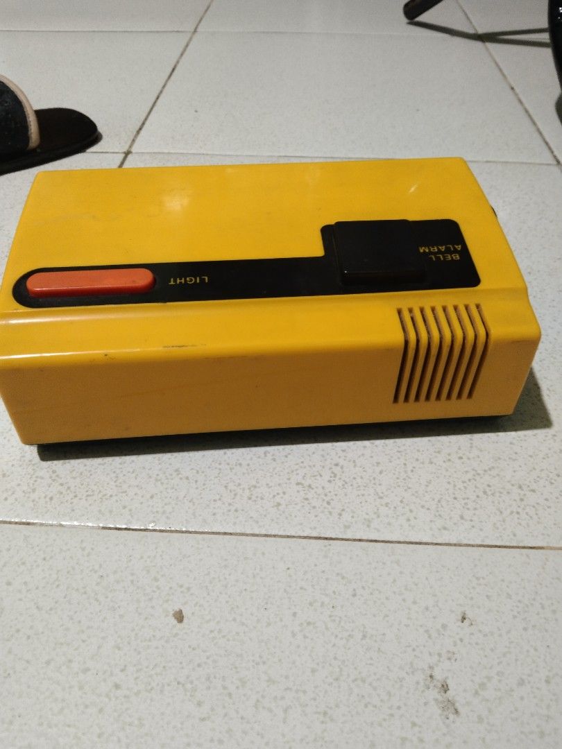 Vintage citizen flip clock (Category: Looking For) located in Caloocan City. Submitted by noeld316982578 (Listing ID 1464847670, Image 3). Description: pm sa my gusto working Taguig location.