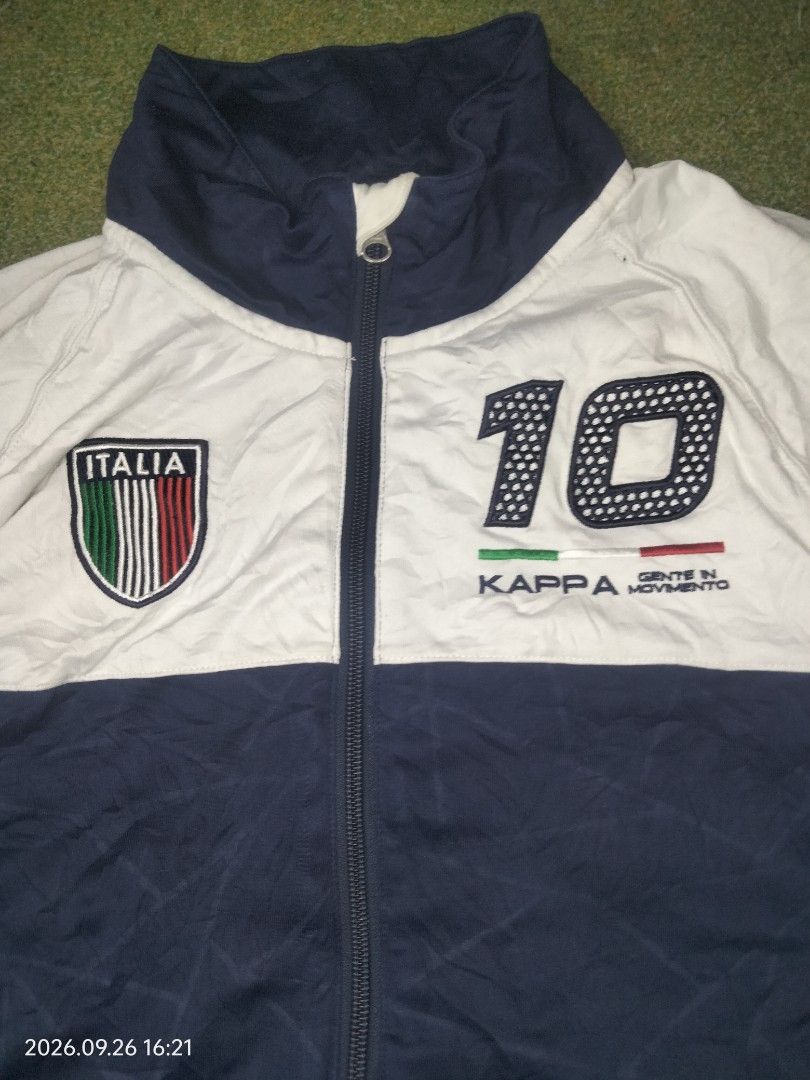 Vintage Italia Kappa Track Jacket (Category: Coats, Jackets and Outerwear) located in Caloocan City. Submitted by haruconcep52476 (Listing ID 1464943986, Image 2). Description: Dimensions W20×L26 Good condition Color rate 9 No issue Need wash.