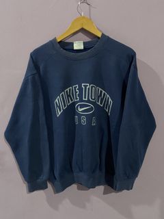 (Category: ) located in . Submitted by humanevintage (Listing ID 1464903989, Image 1). Description: .