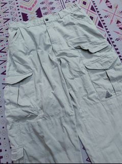 (Category: ) located in . Submitted by rust.garment (Listing ID 1464912570, Image 1). Description: .