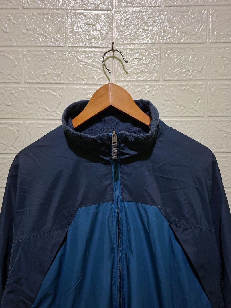 VINTAGE NIKE ACG REVERSIBLE JACKET - XL (Category: Coats, Jackets and Outerwear) located in Cebu City. Submitted by uniqloarchives_ (Listing ID 1464794066, Image 2). Description: VINTAGE NIKE ACG REVERSIBLE JACKET - XL WIDTH: 24 LENGTH: 27 📌EXCELLENT CONDITION 📌COLOR RATE: 10/10 📌 WASHED READY TO WEAR 📌 NO ISSUES 📍LOCATION:CEBU CITY 📦COURIER:J&T or MAXIM COD 🏷️₱1500+ sf.