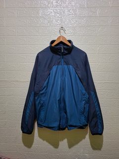 (Category: ) located in . Submitted by uniqloarchives_ (Listing ID 1464794066, Image 1). Description: .