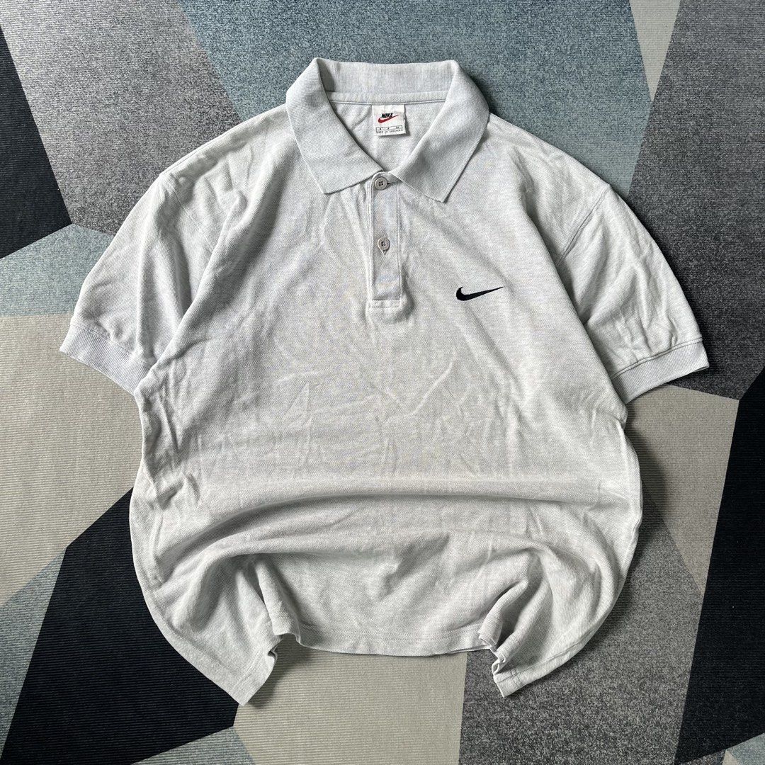 Vintage Nike Polo Shirt (Category: Tshirts & Polo Shirts ) located in Paranaque City. Submitted by mackraven260159 (Listing ID 1464866713, Image 1). Description: 21 x 27.5 Best Fit Medium.