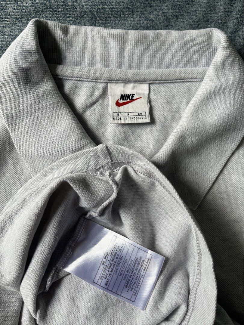 Vintage Nike Polo Shirt (Category: Tshirts & Polo Shirts ) located in Paranaque City. Submitted by mackraven260159 (Listing ID 1464866713, Image 3). Description: 21 x 27.5 Best Fit Medium.