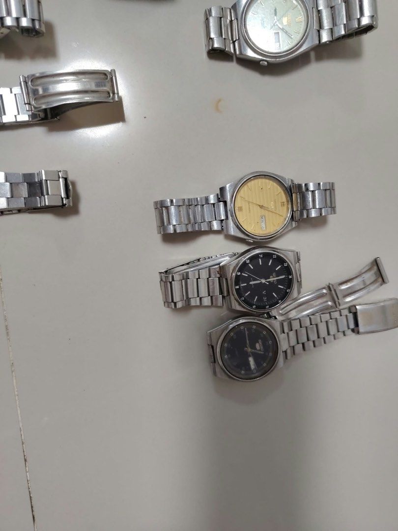 Vintage Seiko (7S26 Movement) (Category: Men's Watches) located in Silang. Submitted by bon0507 (Listing ID 1464793089, Image 1). Description: Vintage Seiko (7S26 Movement) AS IS AND FOR SERVICE Selling for As Pack! .