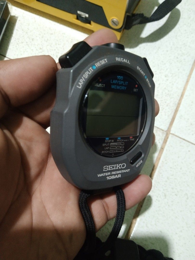 Vintage Seiko timer (Category: Looking For) located in Caloocan City. Submitted by noeld316982578 (Listing ID 1464848183, Image 3). Description: pm sa my gusto Taguig location.