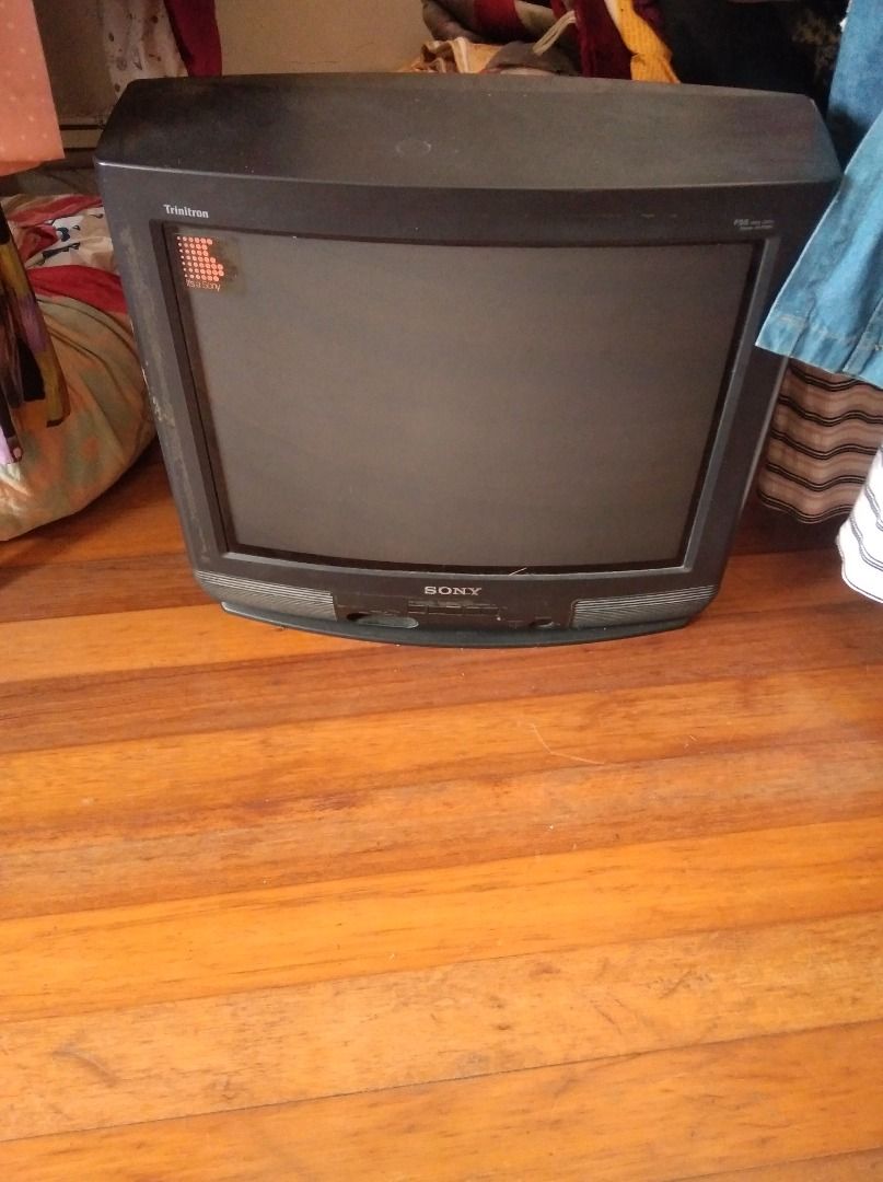 Vintage Sharp and Sony CRT Televisions (Category: TV) located in Caloocan City. Submitted by lonewolf22 (Listing ID 1464903148, Image 2). Description: 90's television FOR DISPLAY ONLY (NOT WORKING NA SILA) price is negotiable.