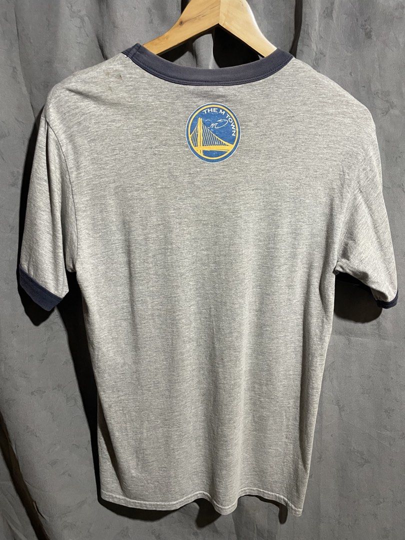 Vintage The Monster Town Graphic Tee (Category: Tshirts & Polo Shirts ) located in Kalibo. Submitted by kaizenfinds7 (Listing ID 1464871322, Image 2). Description: Issue nasa pic na Well used condition Size M +sf.