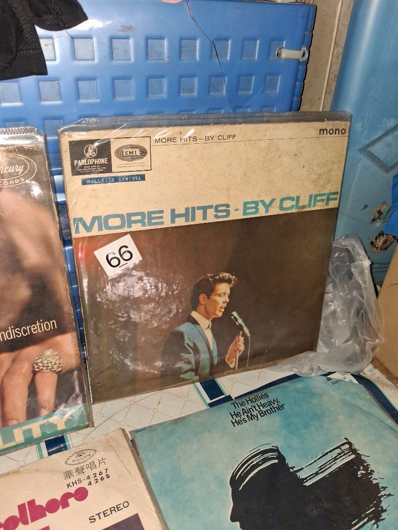 Vintage Vinyl Record LP Collection Various Artists (Category: Vinyls) located in Manila. Submitted by marcas022798212 (Listing ID 1464780418, Image 3). Description: - Bundle of vintage vinyl records including 60s pop and Christmas classics - Featured artists: The Association, Cliff Richard, Patti Page, and Dave Clark Five - Condition note: Covers have heavy wear, edge fraying, tears, and aging marks - Includes plastic outer sleeves on several ite