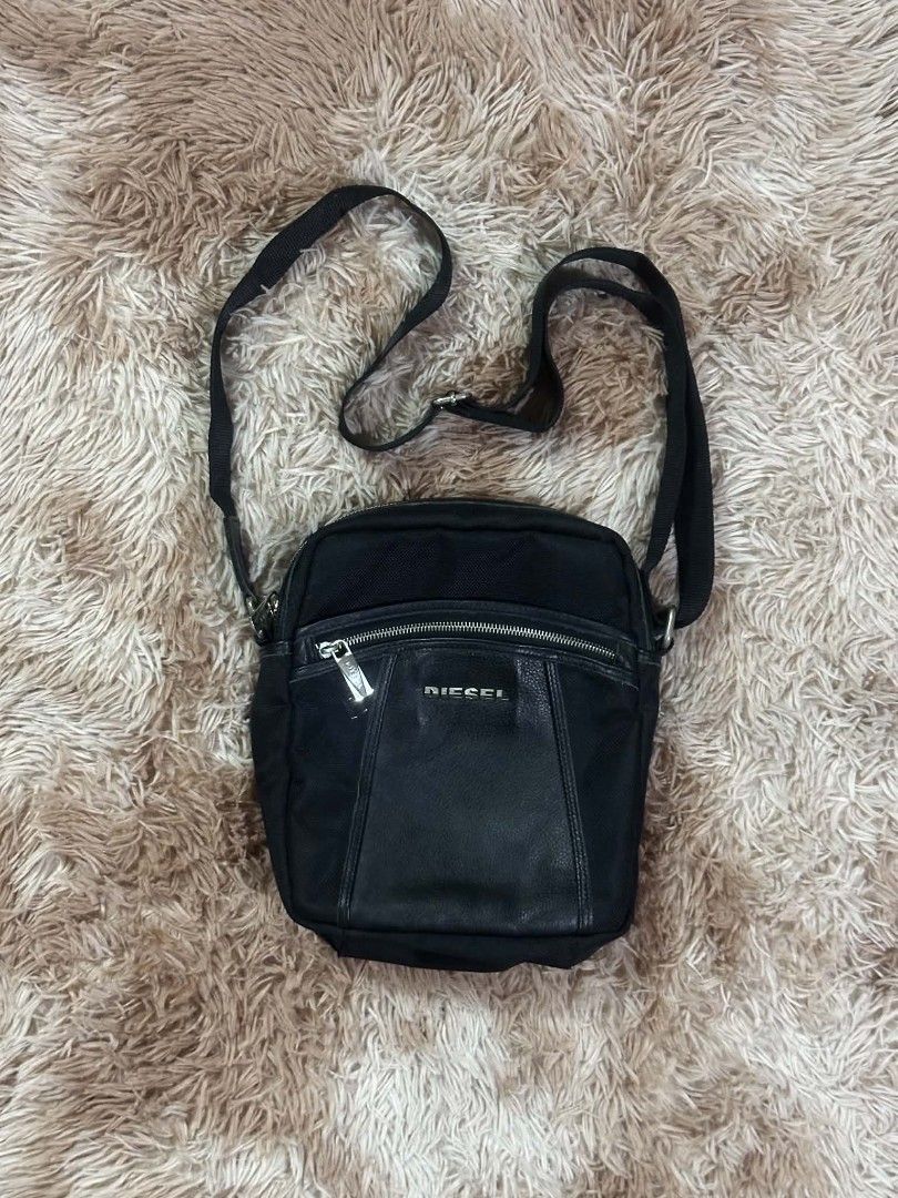 Vintage Y2k Diesel adjustable sling bag Canada release (Category: Luxury Bags & Wallets) located in Talacogon. Submitted by clsthrifty (Listing ID 1464888429, Image 1). Description: Excellent condition Leather and nylon Material Hardware metal puller zipper Coded zipper No issue.