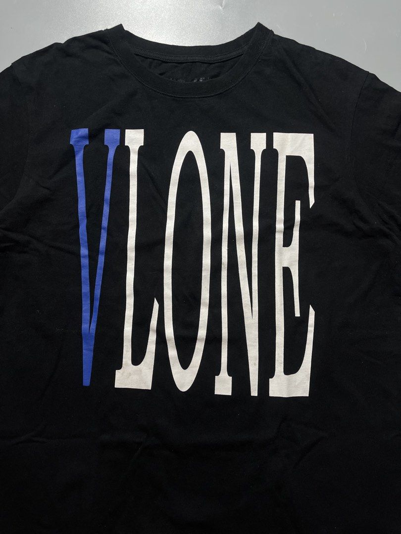 VLONE (Category: Tshirts & Polo Shirts ) located in Quezon City. Submitted by metro_junkie.ph (Listing ID 1464807947, Image 3). Description: VLONE Size XL on Tag (23.5 x 31.5) Excellent Condition Heavyweight No any Flaw/Issue(s), Just Need Wash All Detail Posted 380 + SF.