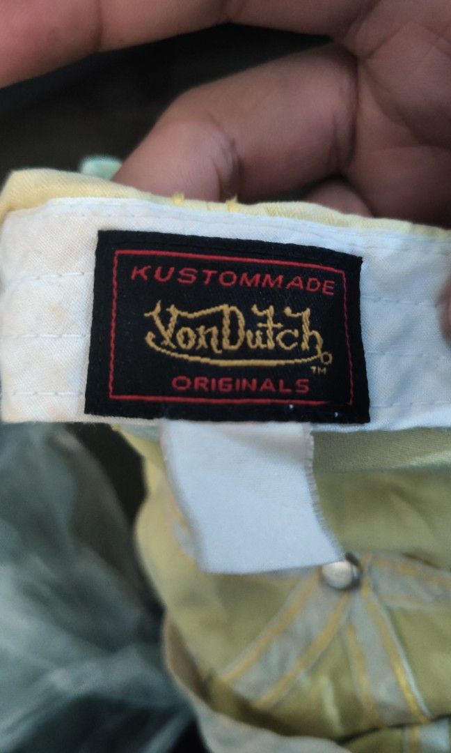 VON DUTCH 2000's DISTRESS BASEBALL CAP (Category: Caps & Hats) located in Ilog. Submitted by ea__thrift (Listing ID 1464797009, Image 2). Description: .