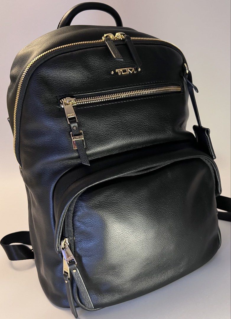 VOYAGEUR HARPER BACKPACK LEATHER (Category: Luxury Bags & Wallets) located in Manila. Submitted by benta_co (Listing ID 1464490970, Image 1). Description: 100% Original Original price 42,000 Slightly used With TUMI Dust Bag Price tag, TUMI Paper bag .