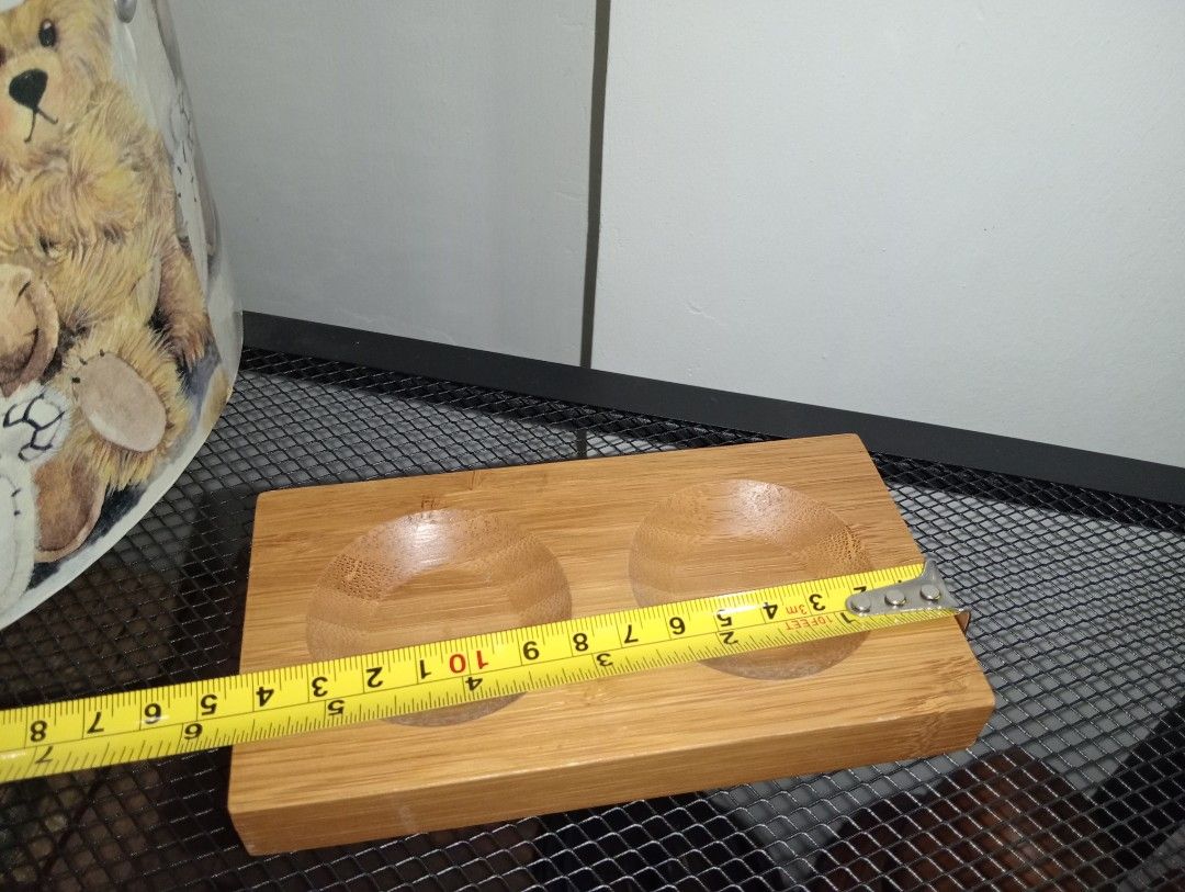 FREE ONLY SA KUKUHA NG WOODEN VASE (Category: Food Organization & Storage) located in Kawit. Submitted by gieclutter (Listing ID 1464968830, Image 2). Description: Flakers and joy reservers are 𝗻𝗼𝘁 𝗮𝗹𝗹𝗼𝘄𝗲𝗱 Actual photos, sized precisely Verify the item's dimensions first All sales are final—no returns, exchanges, or refunds 𝗖𝗢𝗡𝗗𝗜𝗧𝗜𝗢𝗡: ・𝗔𝗦 𝗜𝗦 ・minor scratches 𝗟𝗢𝗖𝗔𝗧𝗜𝗢𝗡: Kawit, Cavite 𝗠𝗢𝗣: 𝗣𝗙/NO COD Item price + ₱