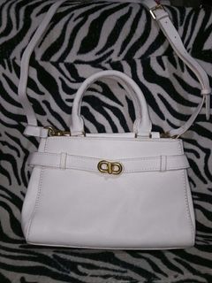 (Category: ) located in . Submitted by rowenasalvador777 (Listing ID 1464968025, Image 1). Description: .
