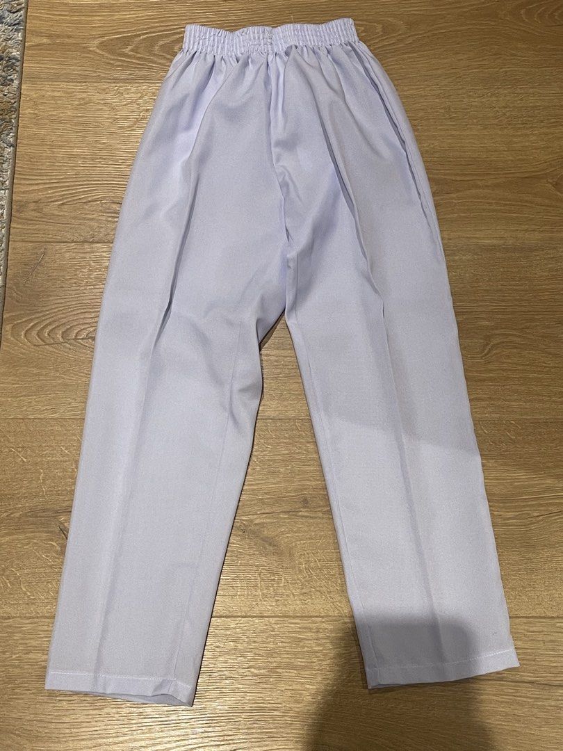 White Scrubs Size S (Category: Sets or Coordinates) located in Paranaque City. Submitted by kkullects (Listing ID 1464802978, Image 3). Description: RFS: Decluttering Size: Small Like new - used it once There are minimal stains check the photos Location: BF Homes, Parañaque MOP: Gcash / Maya / Seabank MOD: Gogo Xpress / J&T ** buyers will shoulder the shipping fee.