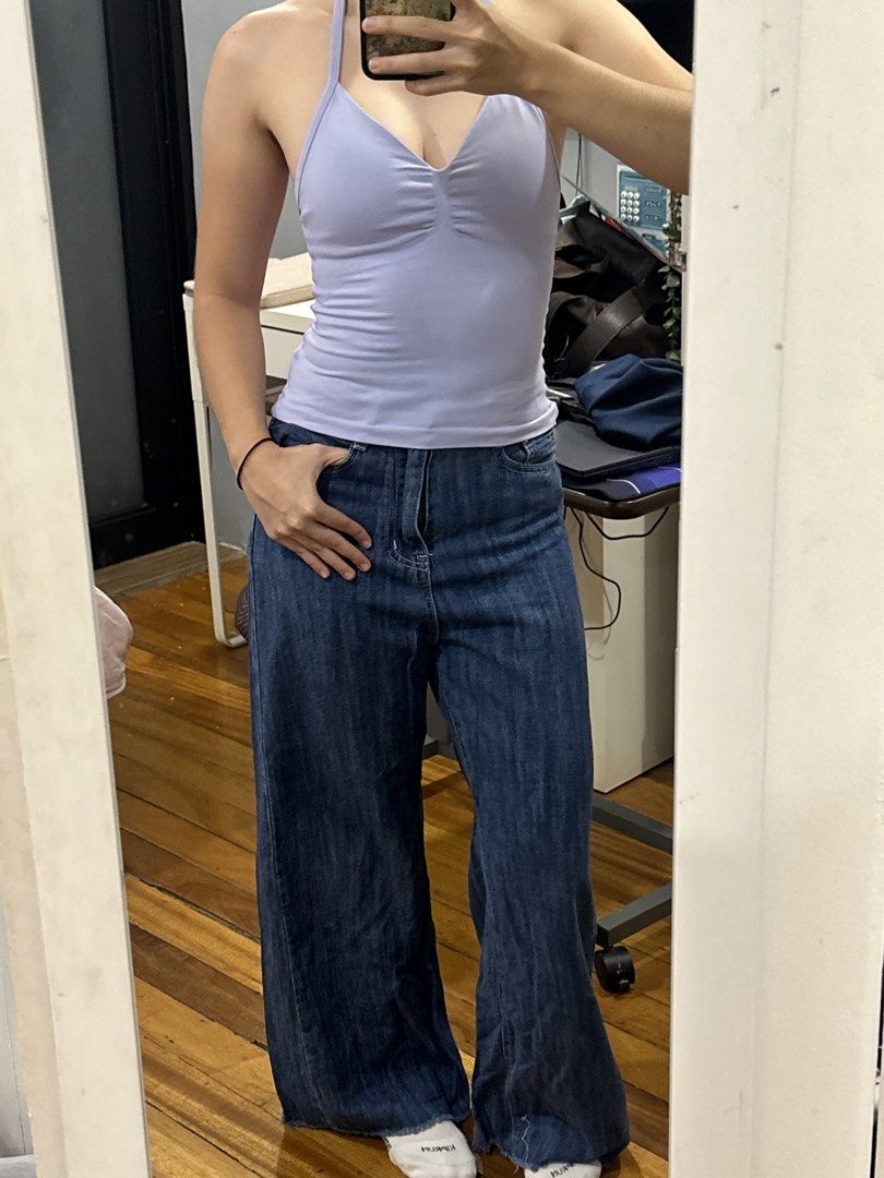 Wide Leg Jeans (Category: Jeans) located in Paranaque City. Submitted by celinegab (Listing ID 1464882779, Image 2). Description: .