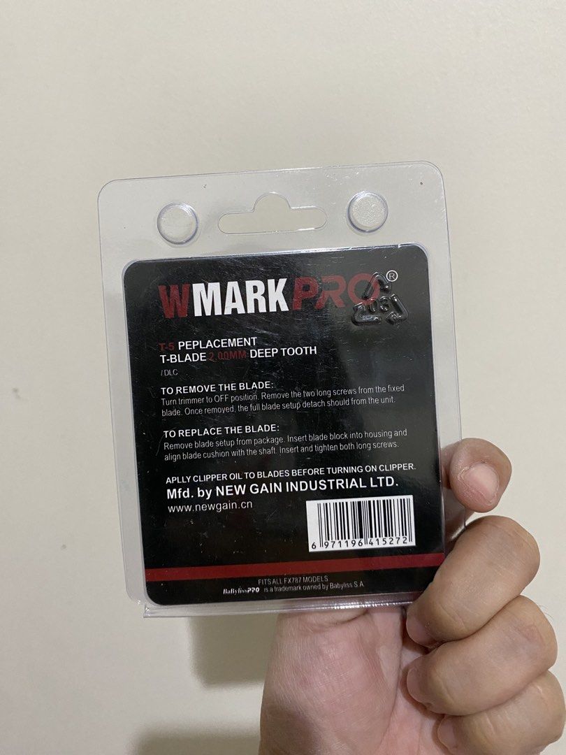 WMark Pro T-5 Replacement T-Blade 2.00mm Deep Tooth (Category: Medical Supplies & Tools) located in Pasig City. Submitted by k0pimonster (Listing ID 1464907452, Image 2). Description: - Authentic WMark Pro T-5 replacement T-blade - Features a durable DLC coating for smoother cuts - 2.00mm deep tooth design for professional performance - Compatible and straight swap for all FX787 trimmer models - 100% brand new, unopened in original factory-sealed