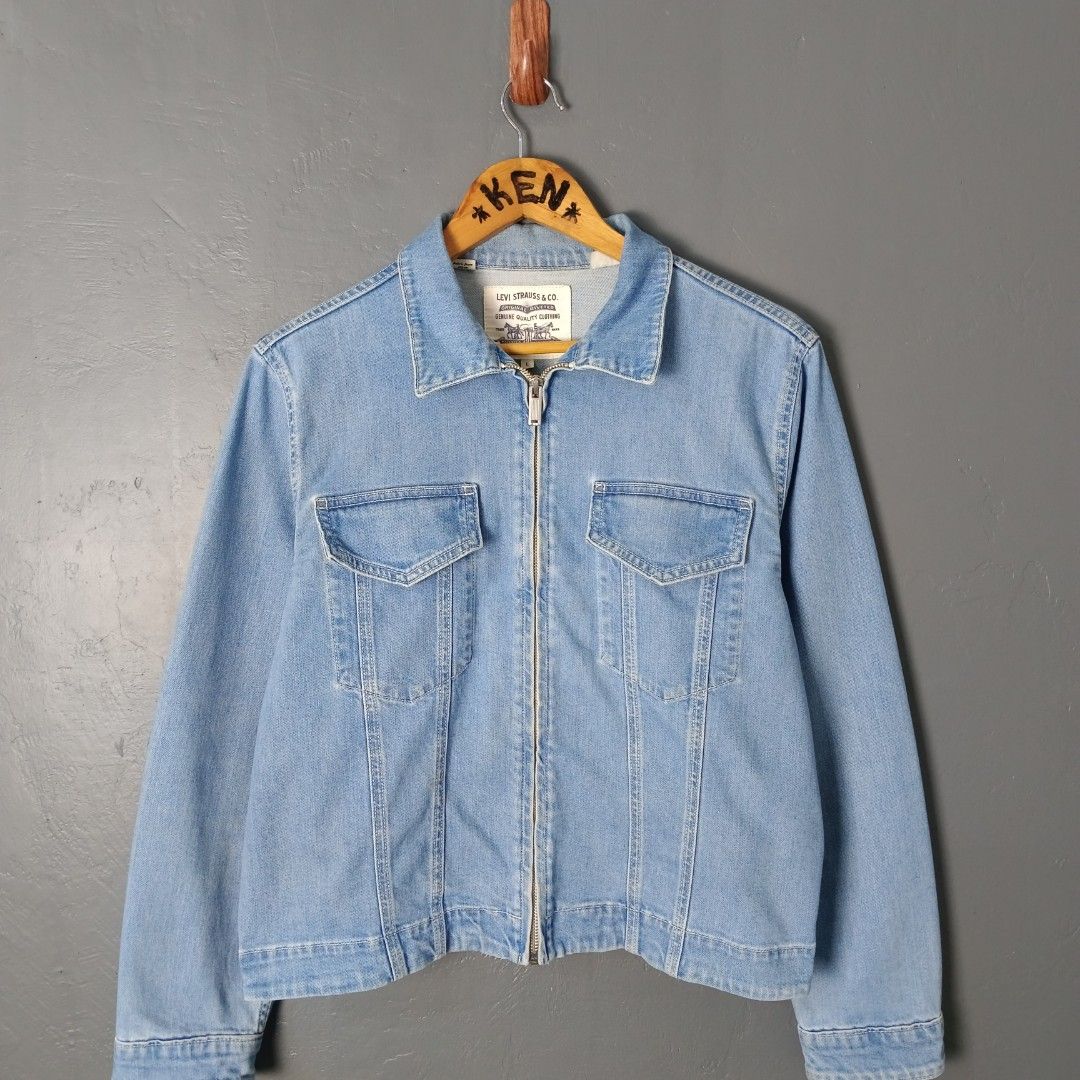 Women's - Levi's - Made and Crafted (Category: Coats, Jackets and Outerwear) located in Bacolod City. Submitted by drop.ph (Listing ID 1464880939, Image 1). Description: Levi's - Made and Crafted Authentic *Size L - 20.5x21 *Excellent *No Flaws *Price: 1,500php *Add SF if outside Bacolod City .