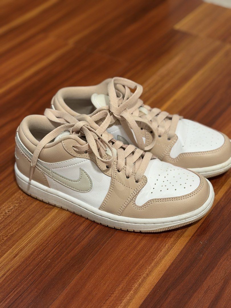 Womens Air Jordan RETRO 1 LOW (Category: Sneakers & Footwear) located in Batangas. Submitted by rheneemaequizon (Listing ID 1464896597, Image 1). Description: Womens Air Jordan RETRO 1 LOW WHITE/LIGHT BONE-PARTICLE BEIGE No box - Bought in S Maison in 2024 No issues Good as new Minsan lang nagamit RFS: Nakatambak lang, need funds.