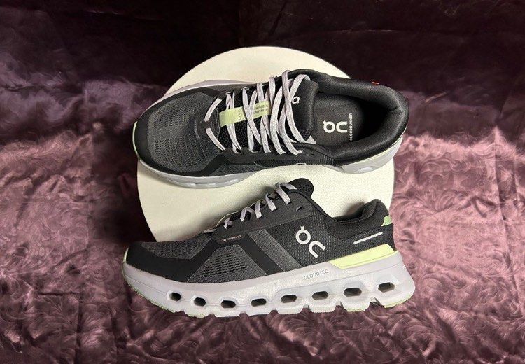 Women’s On Cloudrunner 2 Wide Shadow & lima (Category: Sneakers) located in Pasig City. Submitted by apparelism.mnl (Listing ID 1464893572, Image 2). Description: On Cloudrunner 2 Wide Shadow & lima NO BOX Size US 9.5 Women’s Fits 8.5-9 Men’s Srp 8,600 100% Original from US Lalamove/LBC Only Gcash/Bank Transfer Location: Cainta Rizal No to Lowball offers .