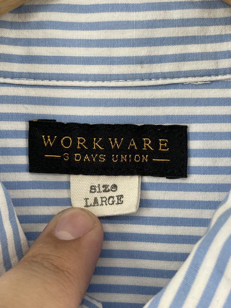 Workware Blue Stripe (with pockets) Polo Longsleeve (Category: Formal Shirts) located in Mandaluyong City. Submitted by armrhts (Listing ID 1464844791, Image 3). Description: Size: Larg Dimensions(inches) •Width: 23" •Length: 27" •Pit to Cuff: 19" .