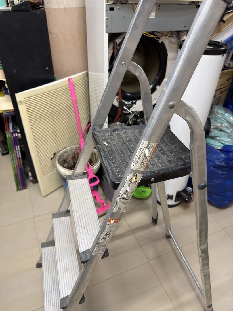 Workzone Stainless Steel Ladder 160cm (Category: Ladders & Steps) located in Pasay City. Submitted by meostore (Listing ID 1464797022, Image 3). Description: 5Ft Ladder What you see is what you get Available for pickup now.