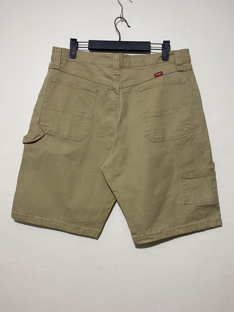 WRANGLER, Carpenter workwear shorts (Category: Shorts) located in Cavite. Submitted by jc_thrift95 (Listing ID 1464834098, Image 2). Description: - be classic tan Wrangler carpenter shorts, featuring distinctive utility tool pockets on the back. - L- 20.5 inch - W- 17.5 inch - Made in Mexico - Color rate 9/10 - See pictures details for dimes..