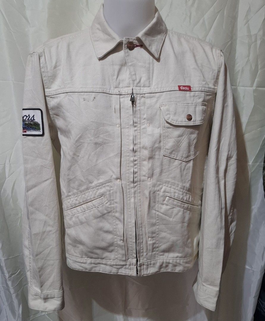 Wrangler cowboy jacket (Category: Coats, Jackets and Outerwear) located in Baguio. Submitted by thriftrot (Listing ID 1464806894, Image 3). Description: Wrangler x Coors Brand new condition Medium Dimes on photos Washable dirt on last photo Loc. Baguio Add shipping fee .