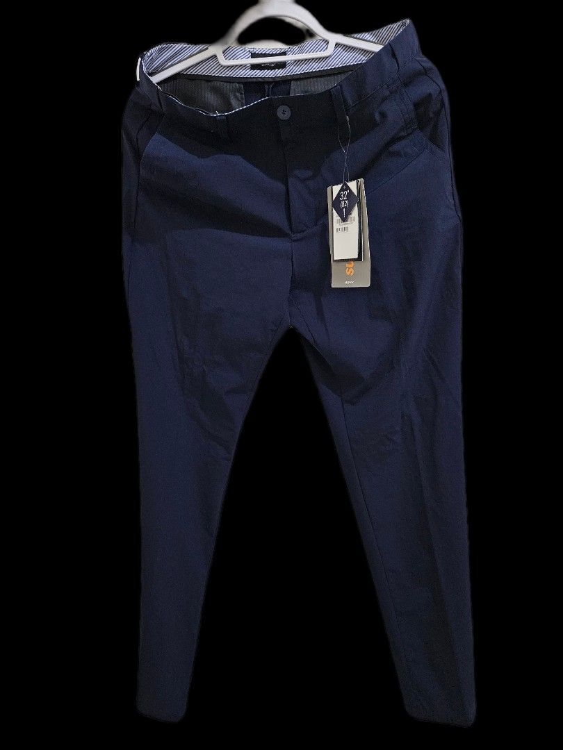 Wyndham Navy Blue Golf Pants Size 32 (Men) (Category: Trousers) located in San Juan City. Submitted by jammanbo (Listing ID 1464813513, Image 1). Description: - Condition: Brand new with tags (never worn) - Size: 32 inches Original price: 6k+ (138000 krw) Buyer shoulders delivery fee.