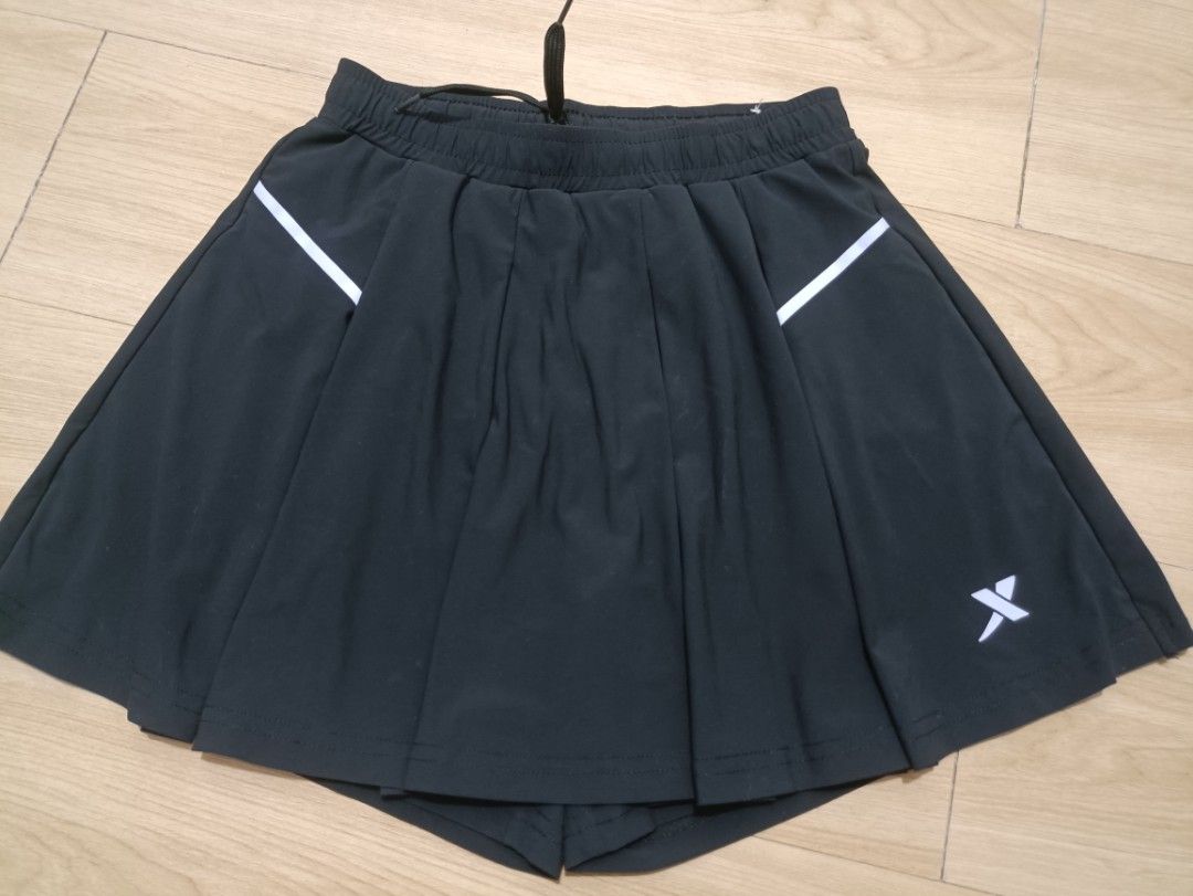 Xtep sports skort (Category: Activewear) located in Cavite. Submitted by yumiyuki00 (Listing ID 1464921431, Image 1). Description: Size 21-22 Length 12 JNT OR LALAMOVE MOP: GCASH LOC:BACOOR CAVITE.