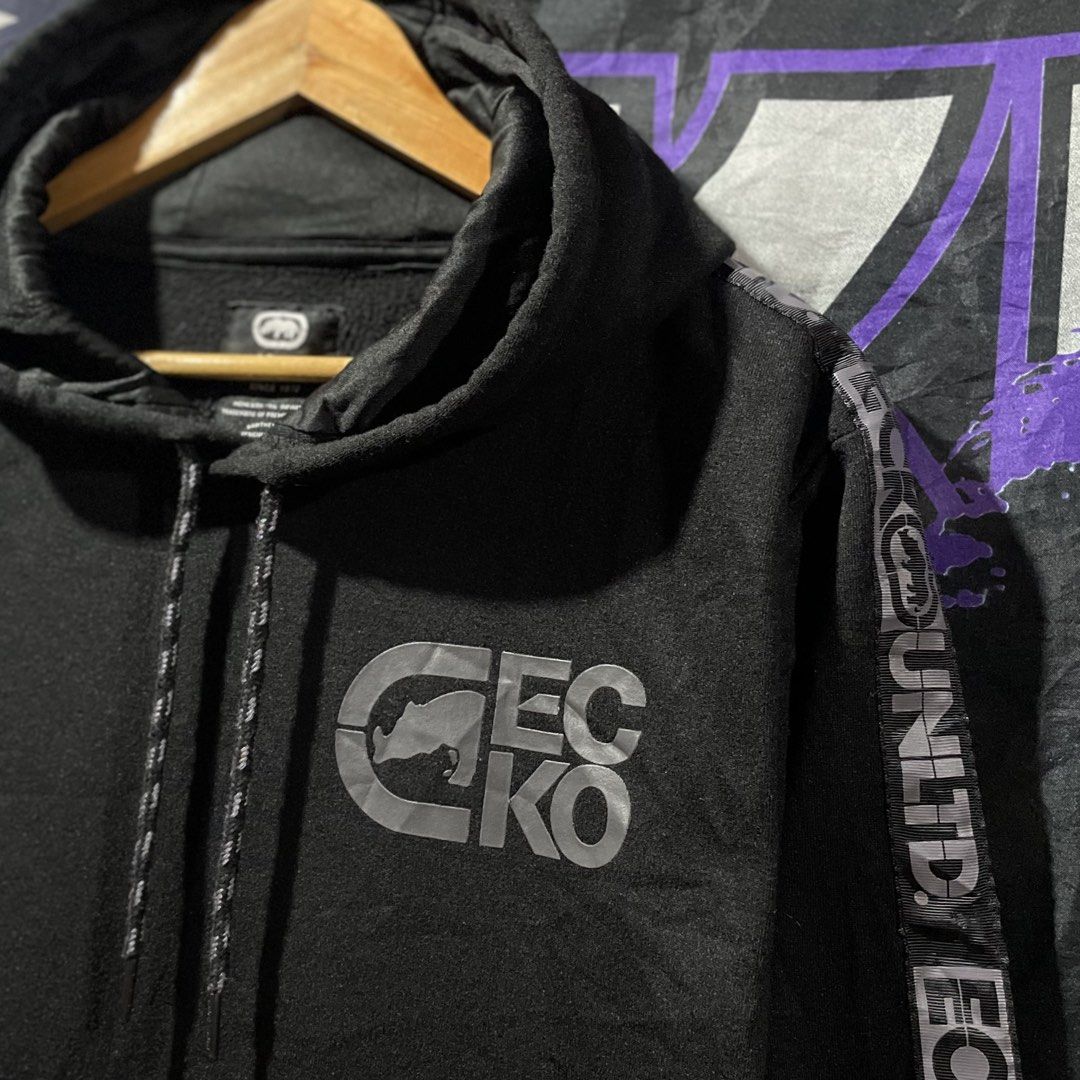 Y2K Ecko Unlimited Men's Hoodie (Category: Coats, Jackets and Outerwear) located in Pandi. Submitted by 28hundreds (Listing ID 1464870476, Image 2). Description: Y2K Ecko Unlimited Men’s Hoodie W 22 • L 27 (med to large) as new condition, authentic, no flaws, ecko text tape along the sleeves. see detailed pics to appreciate the piece thank you. - 780 +sf bulacan.