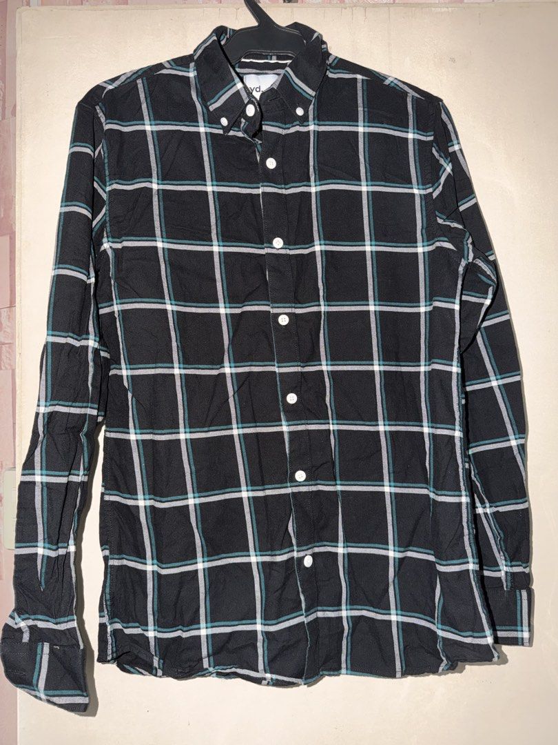 YD Long sleeve shirt (Category: Coats, Jackets and Outerwear) located in Imus. Submitted by marshharrier (Listing ID 1464956297, Image 1). Description: Long sleeve shirt, formal or casual, from NZ.