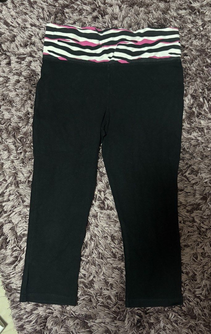 Yoga/Capri Pants (Category: Other Bottoms) located in Quezon City. Submitted by jjccly (Listing ID 1464910688, Image 1). Description: size large kids 10-12 (best fit 26-27 waist) pre-loved managed ur expectations flaw: minimal discoloration(see last pic) no ww/addtl pic reqs.