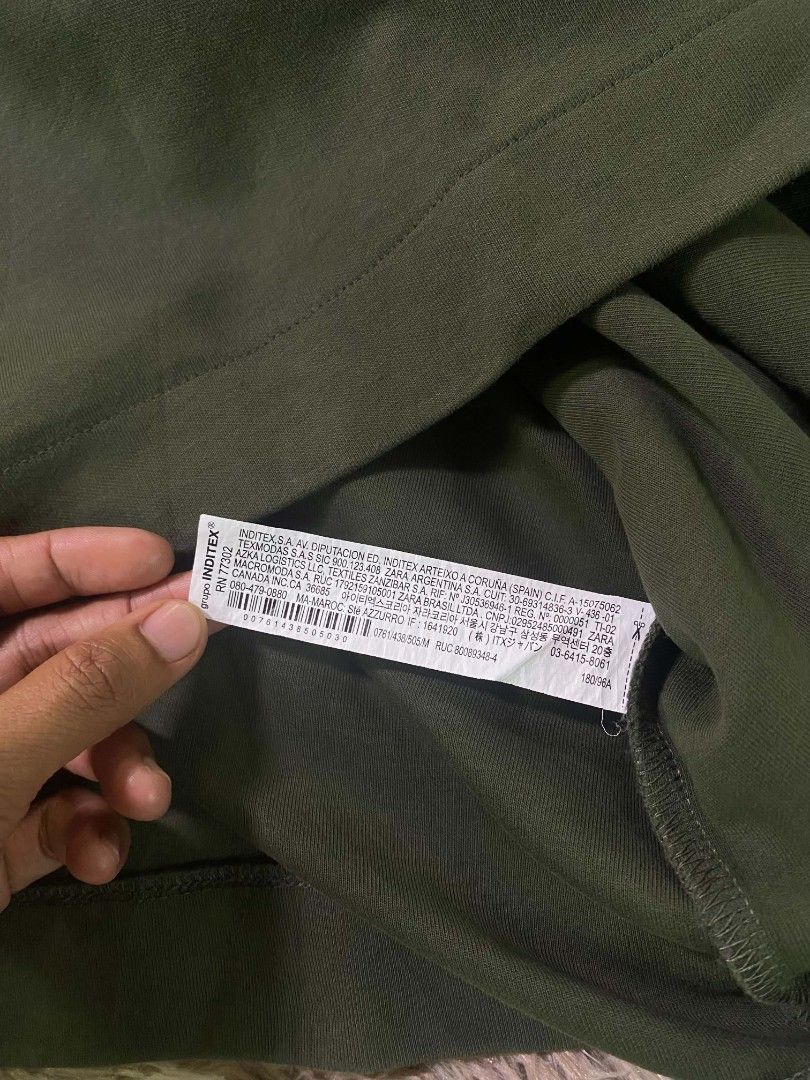 ZARA (Category: Tshirts & Polo Shirts ) located in San Fernando. Submitted by cris.lloyd34 (Listing ID 1464801220, Image 3). Description: DIMES 22.5x29.