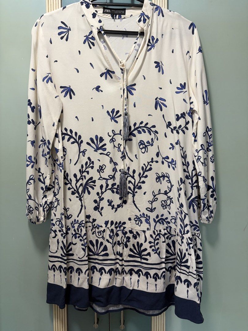 Zara casual dress (Category: Dresses) located in Quezon City. Submitted by hpa1082021 (Listing ID 1464968278, Image 1). Description: .