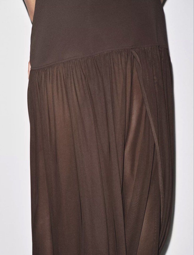 Zara Halter Neck Dress (Category: Dresses) located in Mandaluyong City. Submitted by keep.it (Listing ID 1464789631, Image 3). Description: .