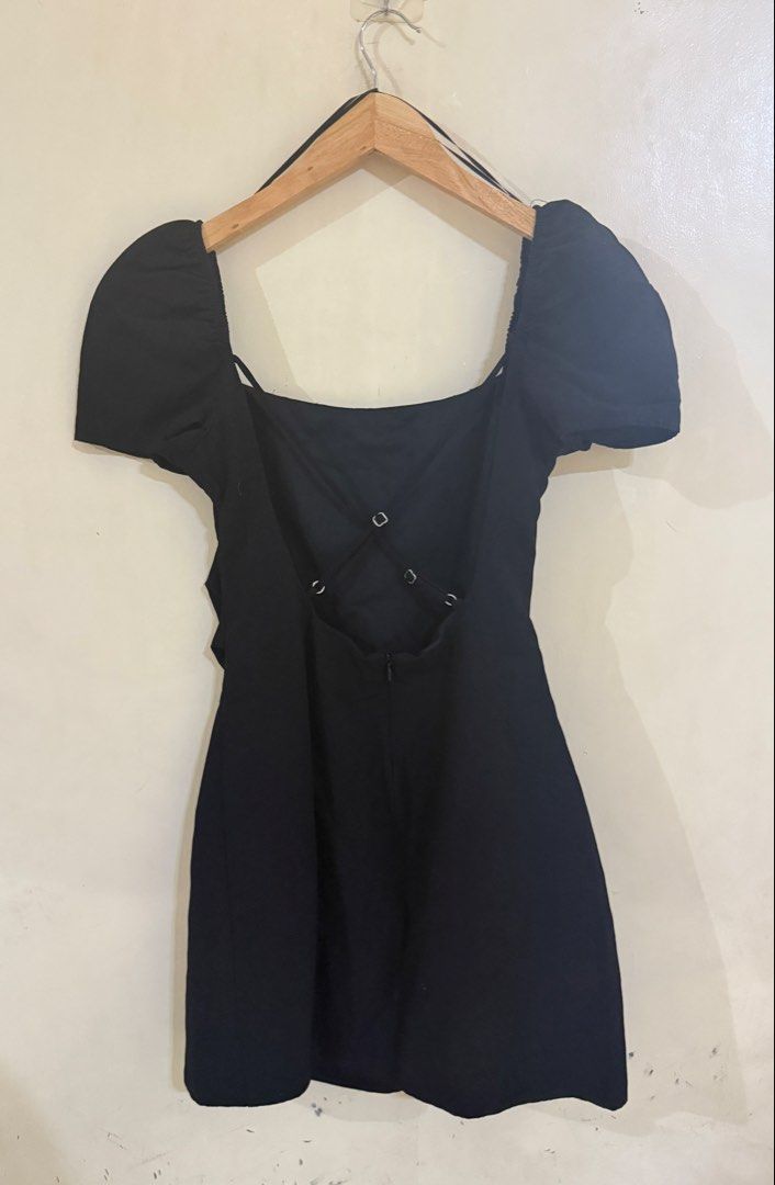 Zara Linen Dress (Category: Dresses) located in Cabuyao City. Submitted by yojenial025 (Listing ID 1464776224, Image 2). Description: Zara Linen dress 400 only Super ganda.