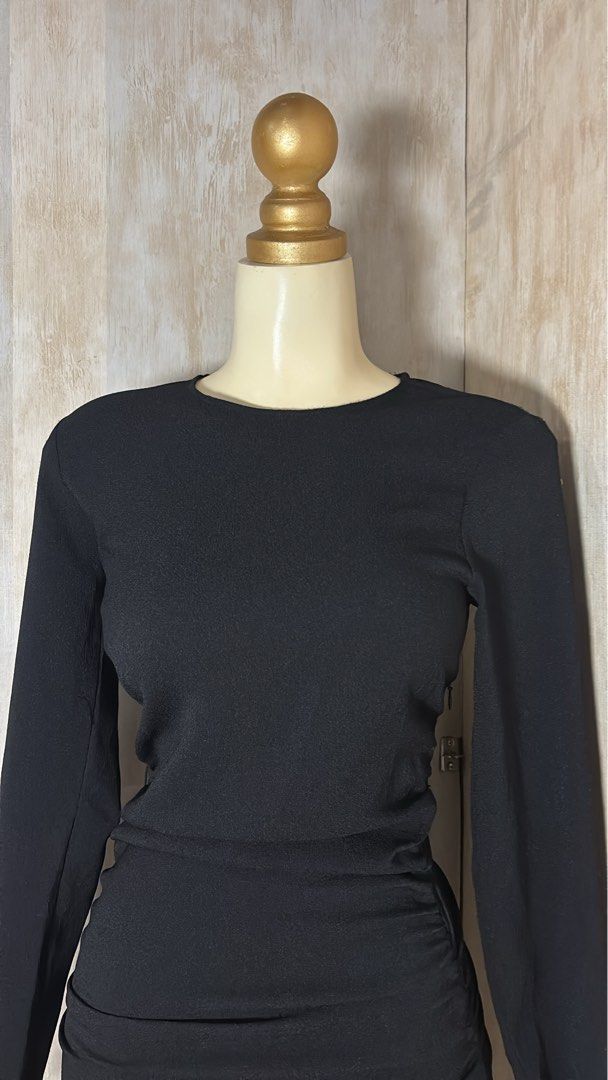 Zara longsleeves dress (Category: Dresses) located in Dasmarinas. Submitted by lovemerit (Listing ID 1464876872, Image 2). Description: Zara with tags Small So pretty! .