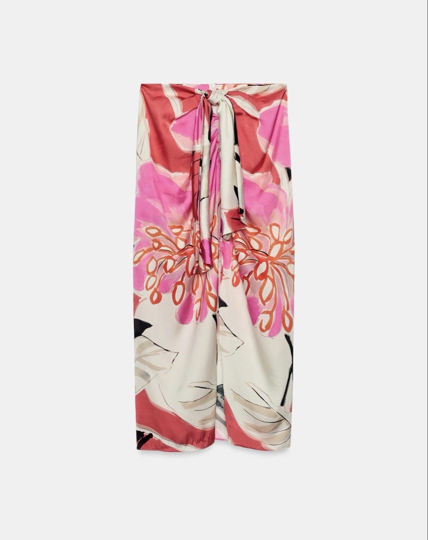 Zara Satin Midi Skirt (Category: Skirts) located in Mandaluyong City. Submitted by keep.it (Listing ID 1464798534, Image 3). Description: .