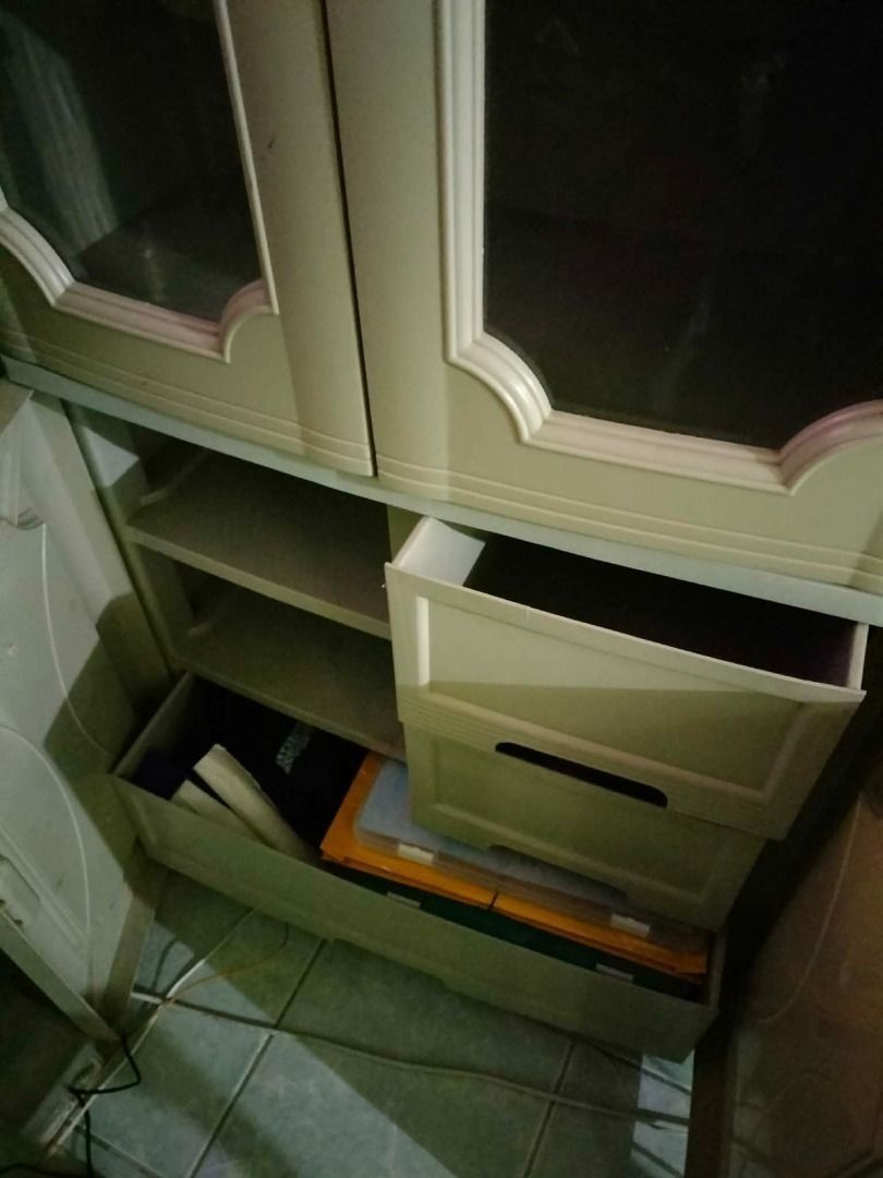 ZOOEY PLATINUM DISPLAY CABINET (Category: Shelves, Cabinets & Racks) located in San Pedro. Submitted by leviandmillie (Listing ID 1464955057, Image 2). Description: ‼️PICK UP ONLY‼️ ‼️Kindly read all the information.‼️ 📦 Original Price: ₱3200 💰 Selling Price: ₱1900 Second-hand Zooey Platinum Display Cabinet. Spacious vertical storage with display panels, shelves, lower cabinet, and pull-out drawers. Selling because moving out. DETAILS: • Brand: