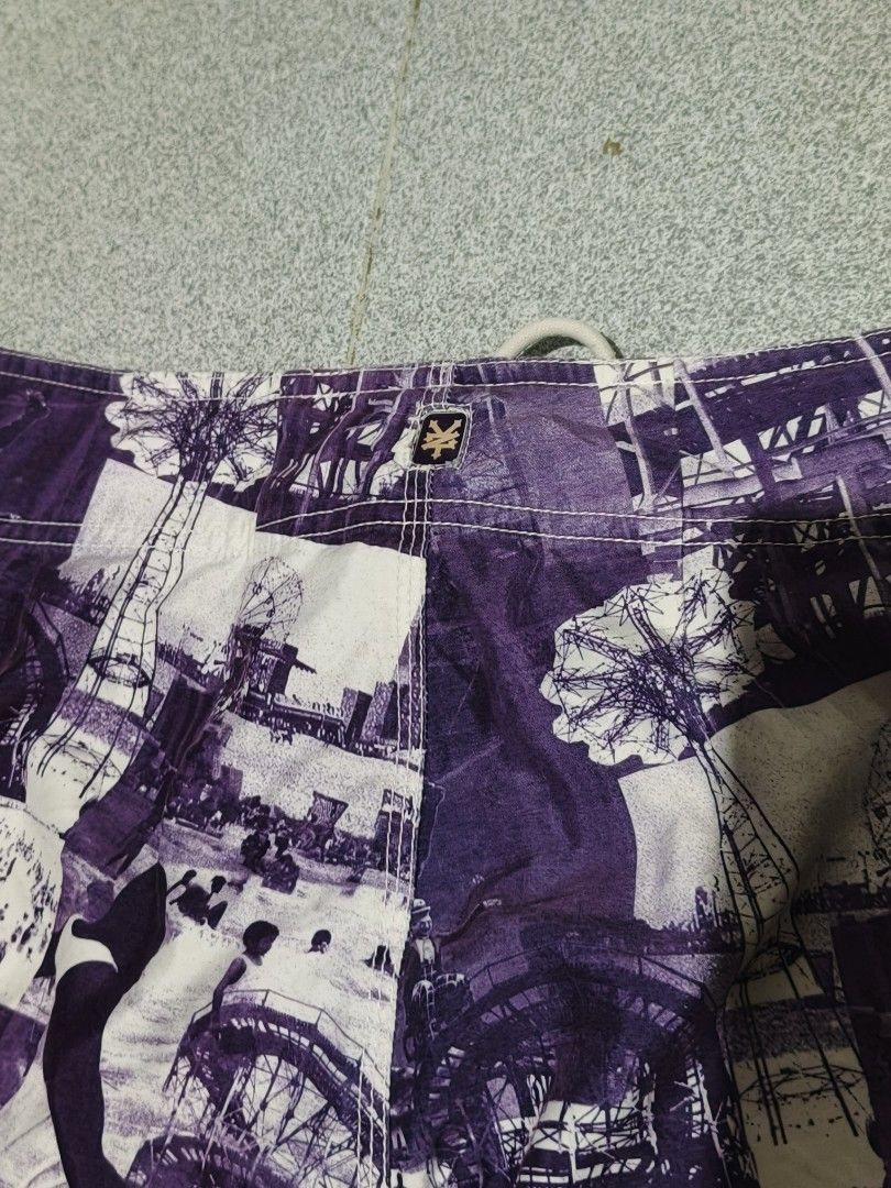 Zooyork board short (Category: Swim Trunks & Board Shorts) located in Bacolod City. Submitted by tob2b (Listing ID 1464896265, Image 2). Description: .