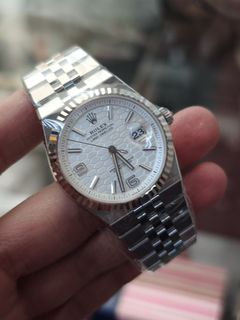（分類：）位於 。 由 hongkonggoldenpalace 提交（商品編號 1459318501，圖片 1）。簡介： 。