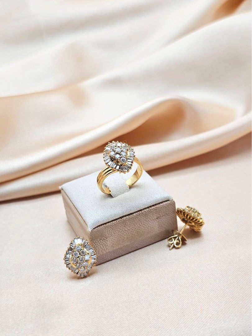 14K Natural Mined Diamond Earrings + Ring Set. 💎💍 (Category: Luxury Accessories) located in Mandaluyong City. Submitted by luxprelovedbagsparadise (Listing ID 1459356921, Image 1). Description: ✨ TIMELESS SPARKLE, EFFORTLESS ELEGANCE ✨ Add a touch of refined luxury to your collection with this stunning 14K Natural Mined Diamond Earrings + Ring Set. 💎💍 Classic, sophisticated, and made to shine — a beautiful set you can wear for special occasio
